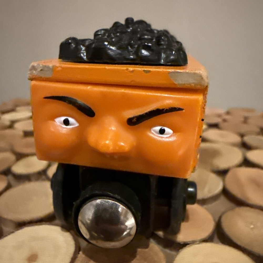 Thomas &‎ Friends Wooden Railway Tank Train Engine Fred Pelhay Coal Car